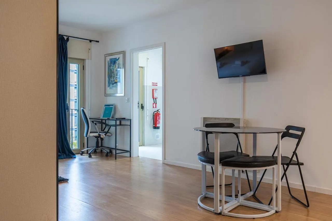 Apartment Bright & Comfy Flat In Lisbon By Lovelystay